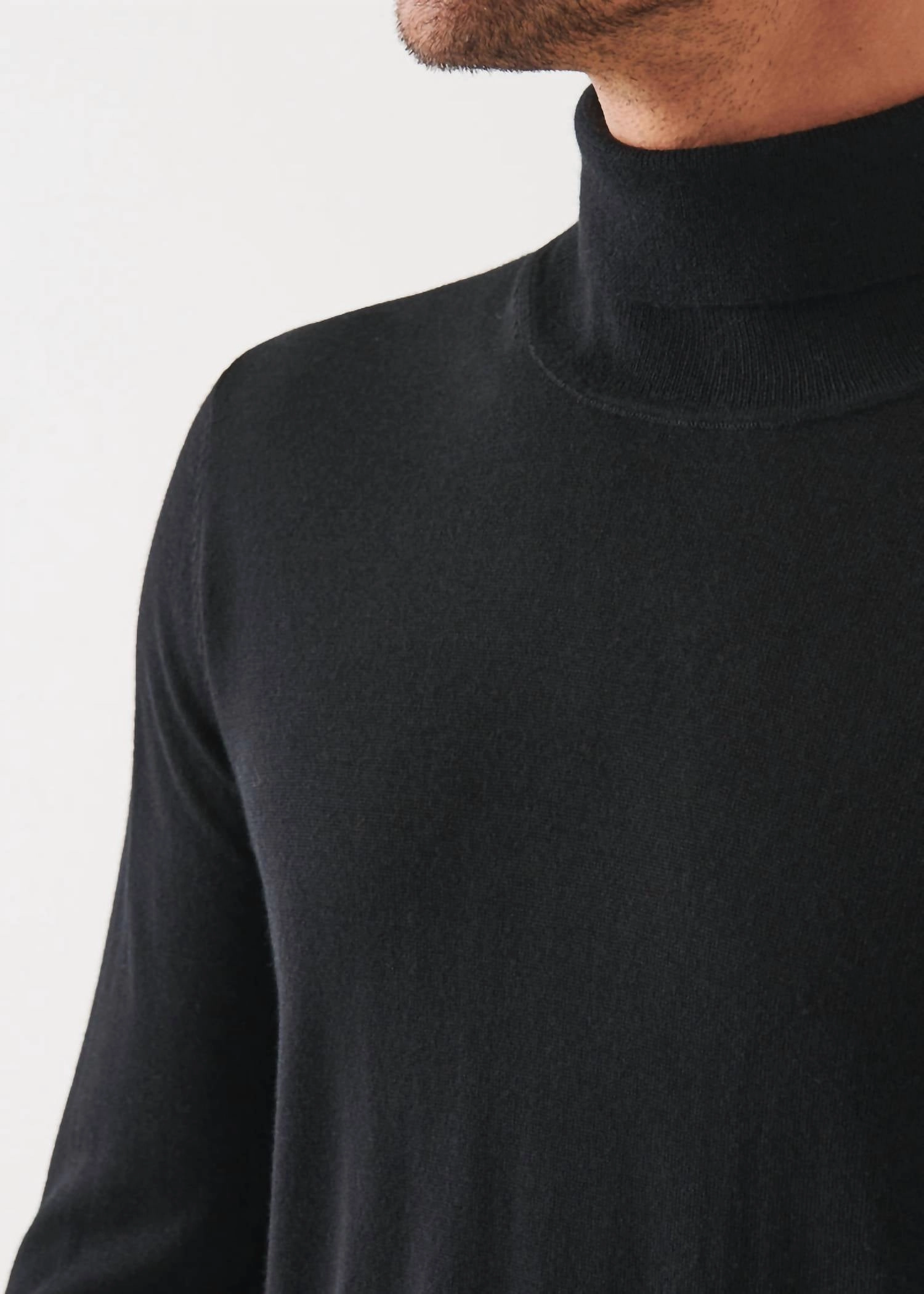 14Gg Merino Tneck In Black