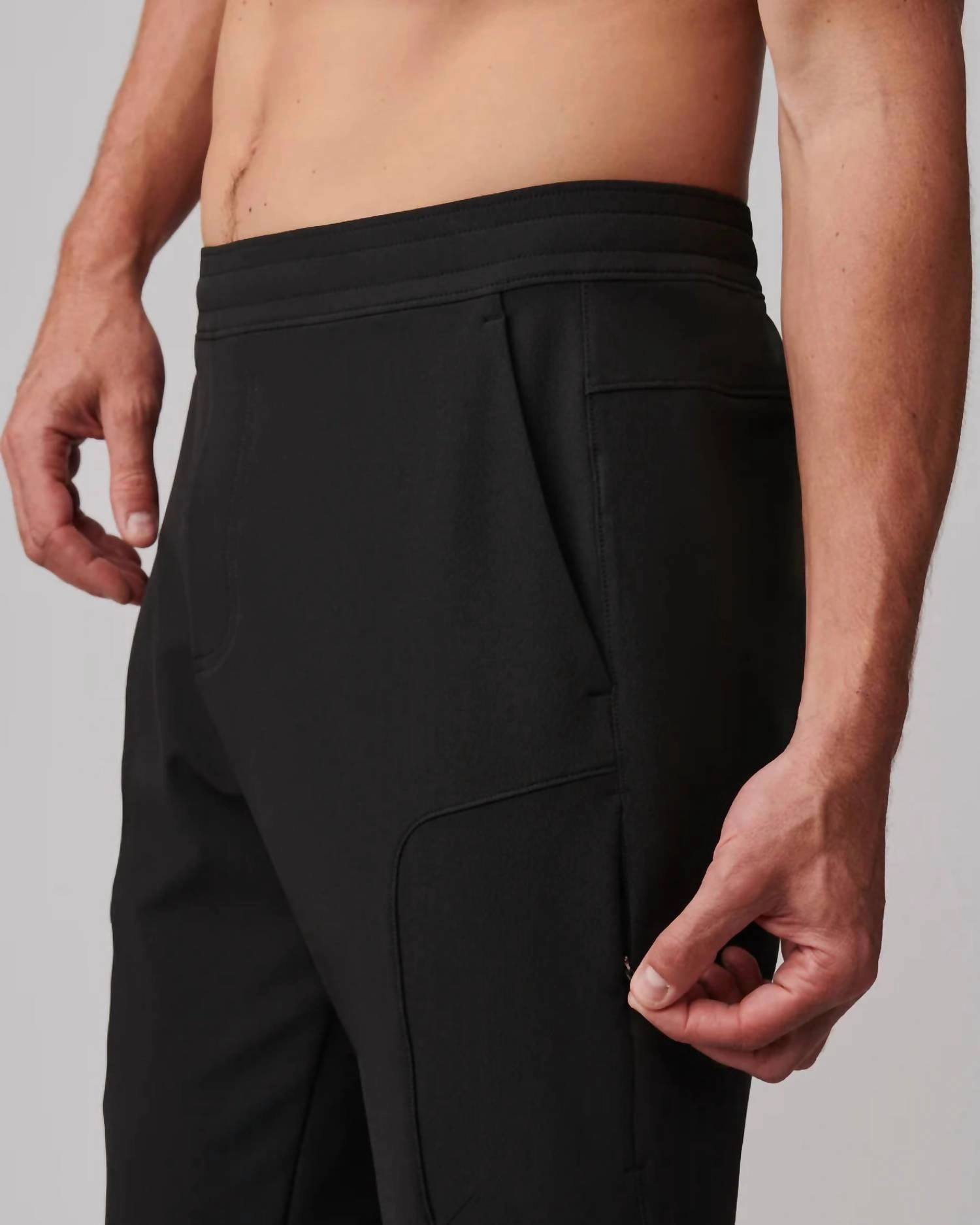 Altitude Pant In Black