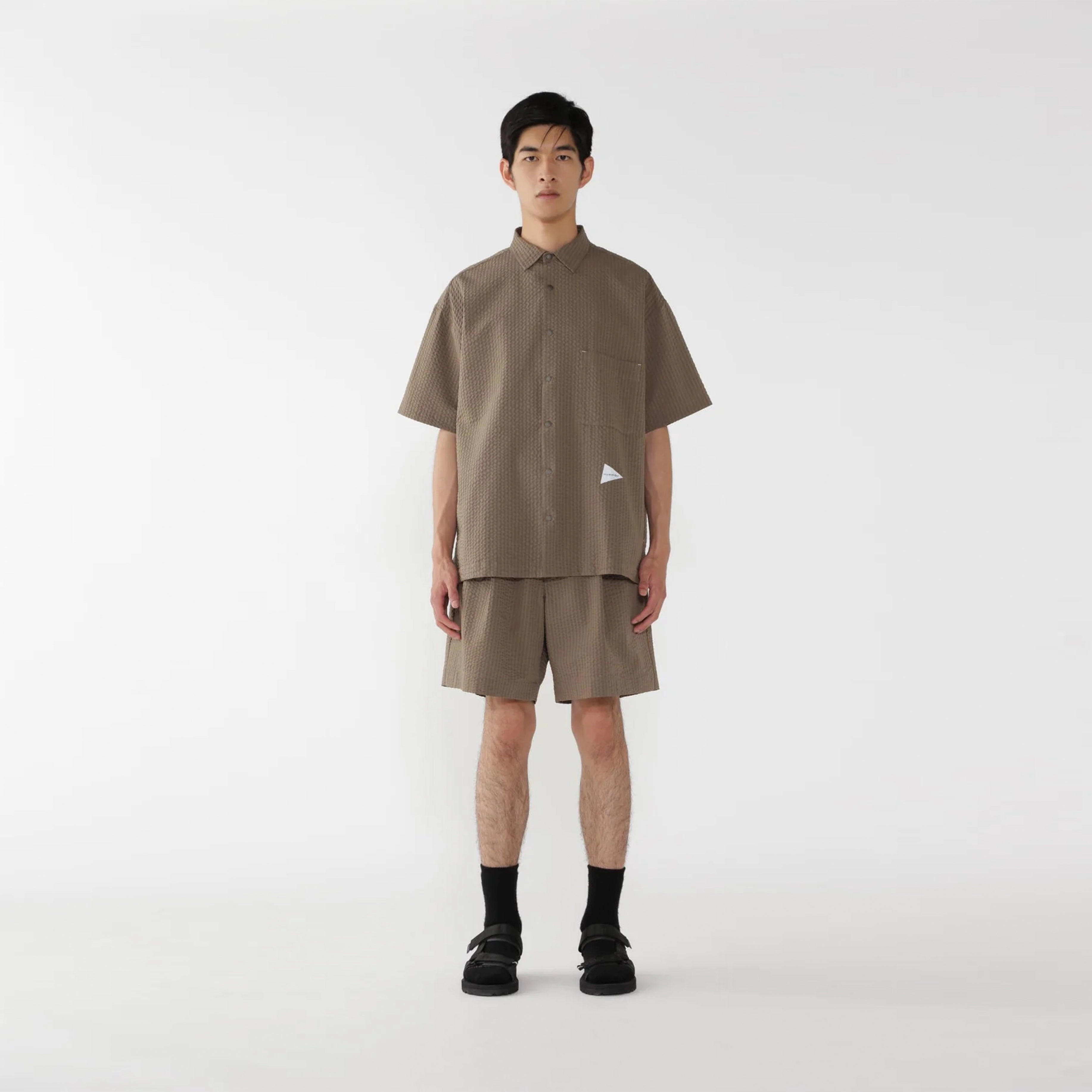 And Wander Dry Soft Seersucker S/S Shirt Beige