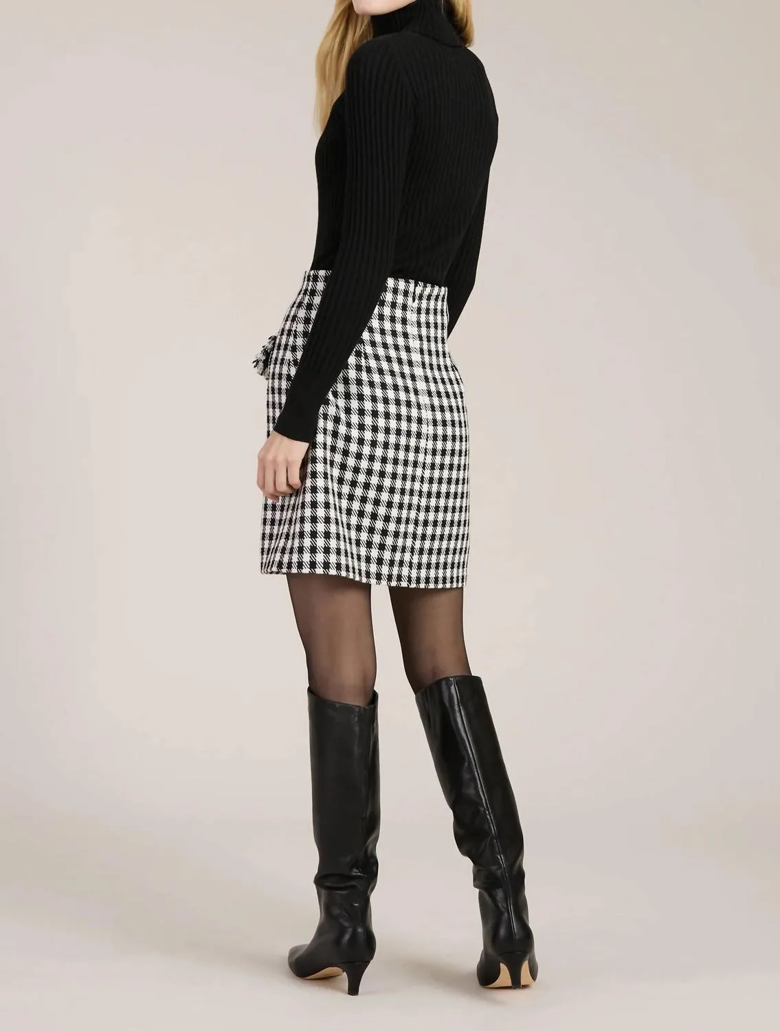 Ashley Check Mini Skirt In Black/white Check