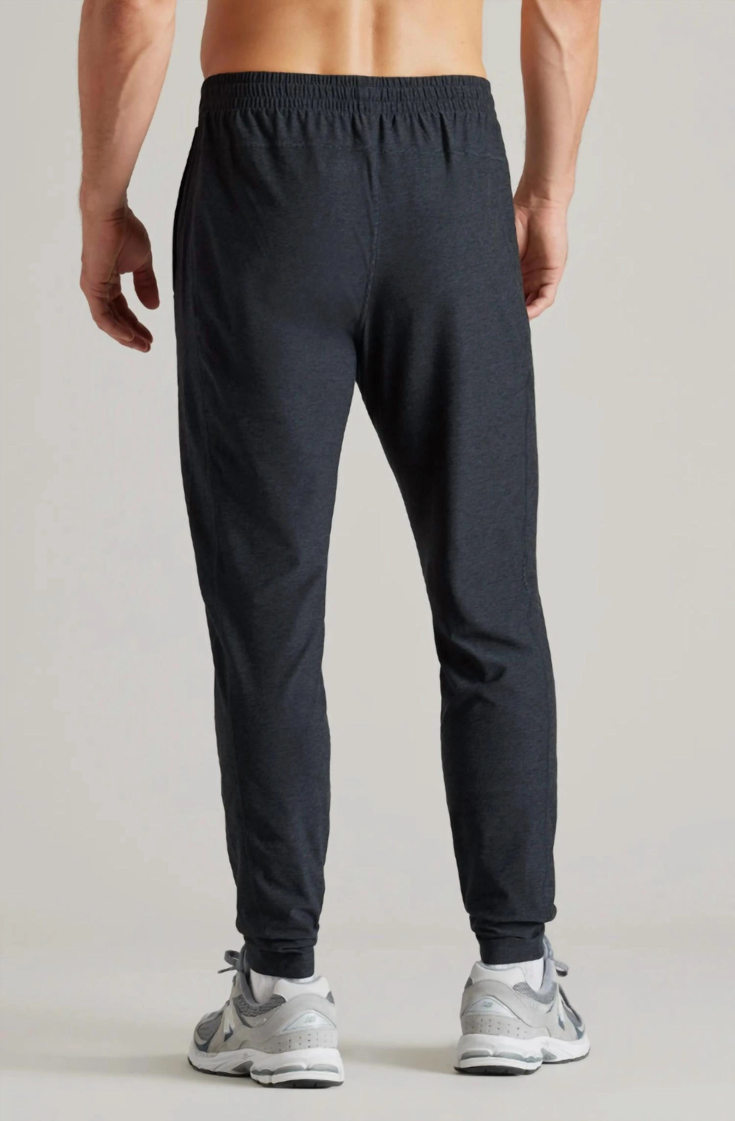 Atmosphere Midweight Jogger Pants In True Black