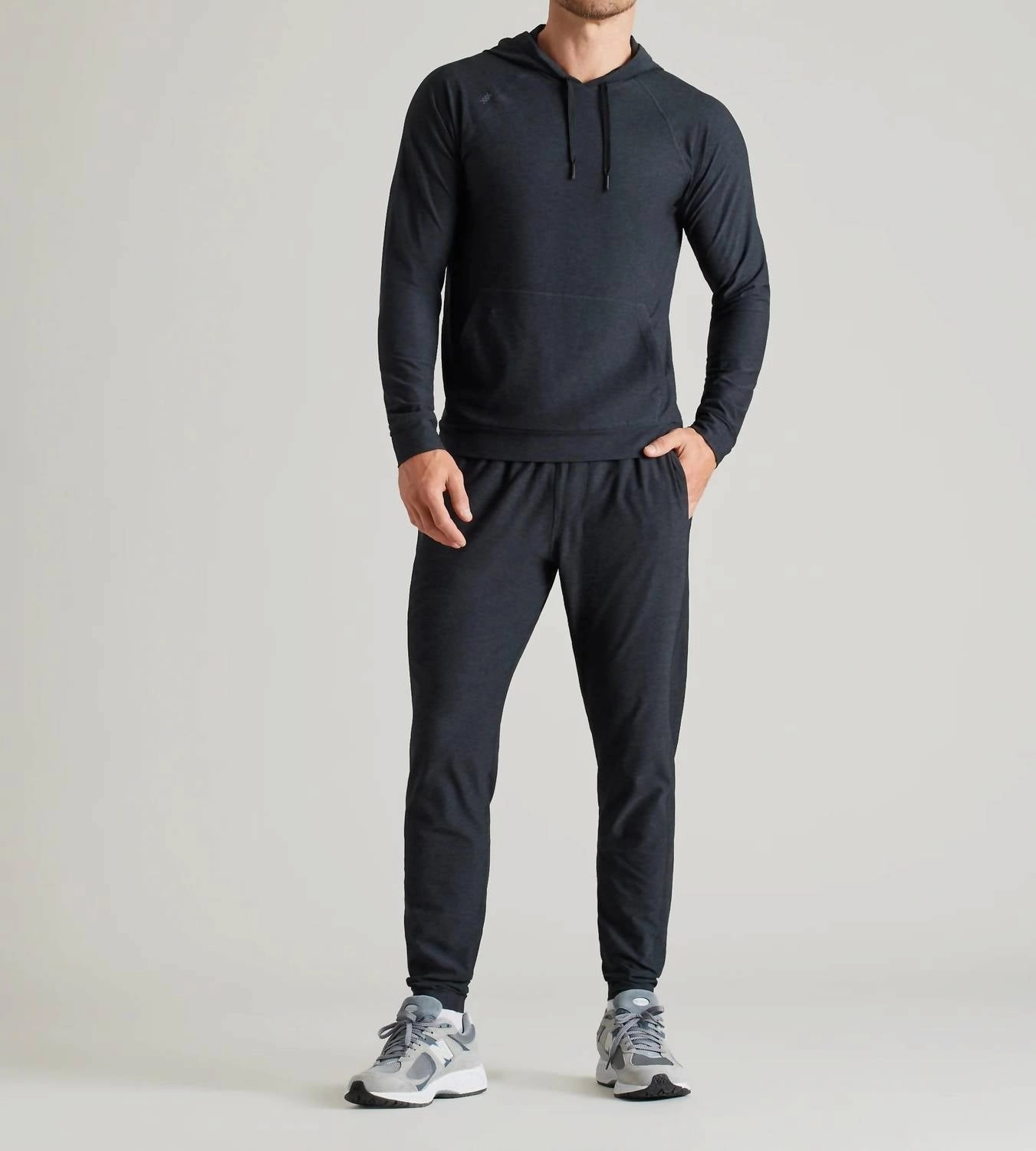 Atmosphere Midweight Jogger Pants In True Black
