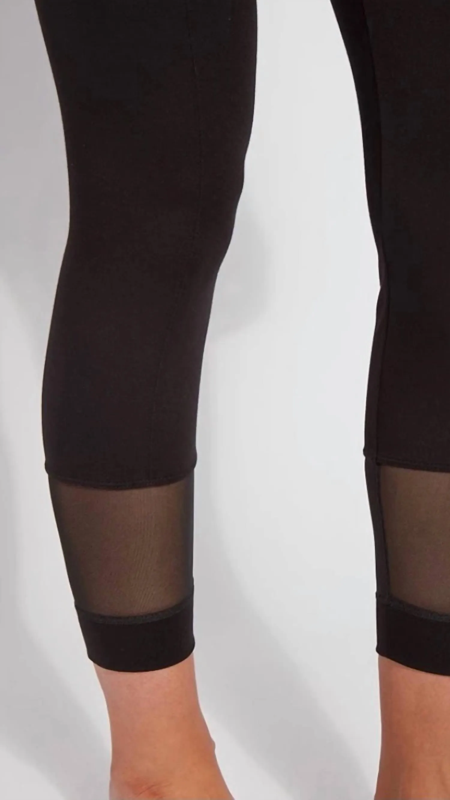 Carob Crop Legging In Black