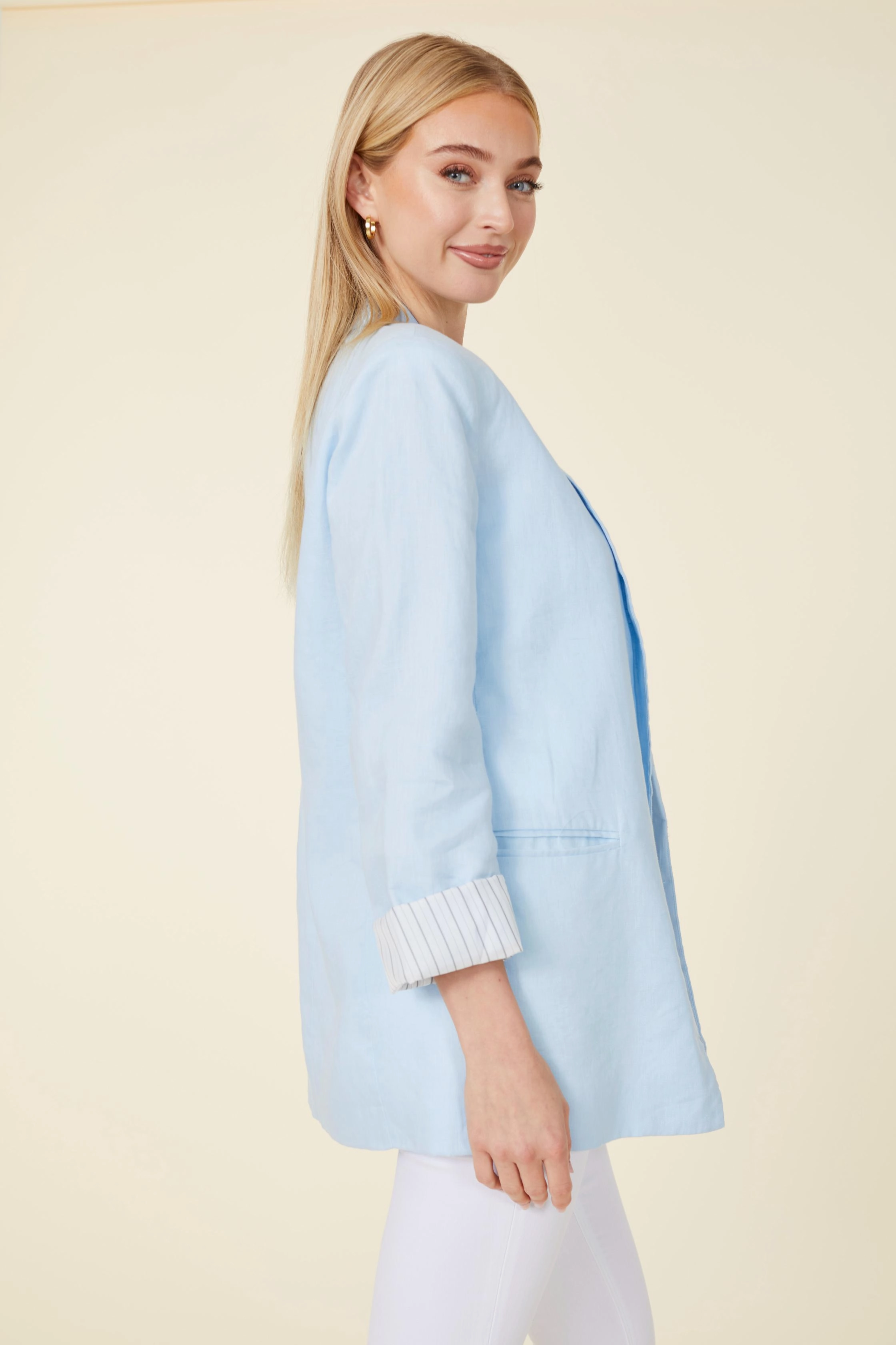 Dolce Cabo Willa Blazer - Light Blue