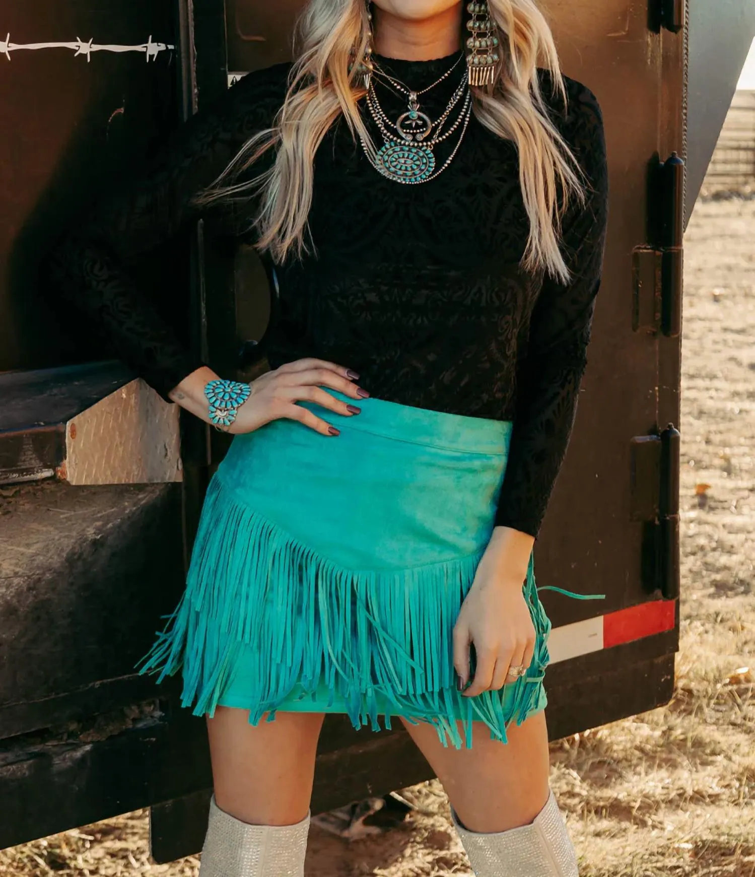Fort Worth Fringe Skirt In Turquoise