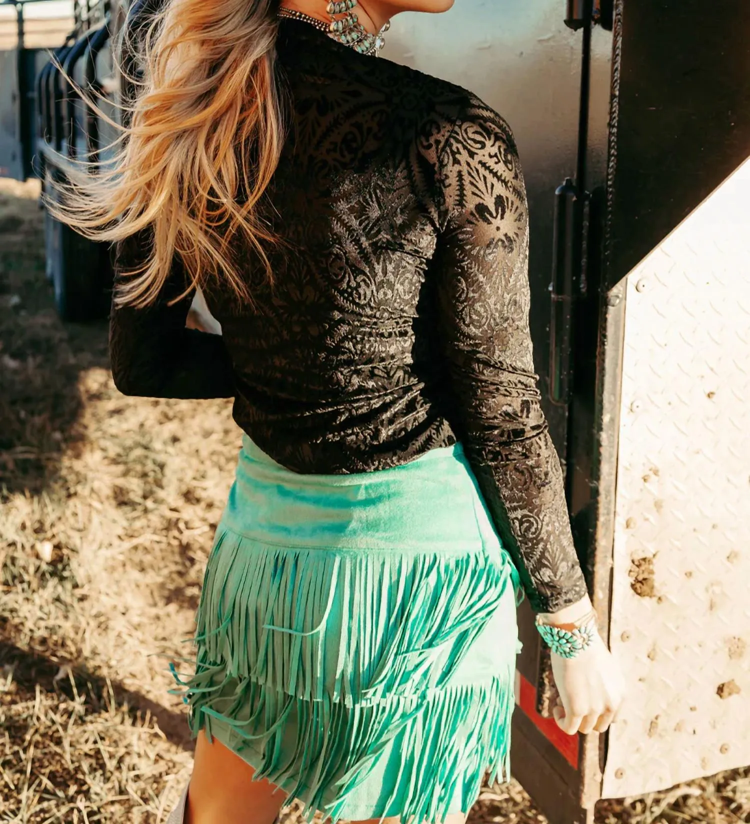 Fort Worth Fringe Skirt In Turquoise