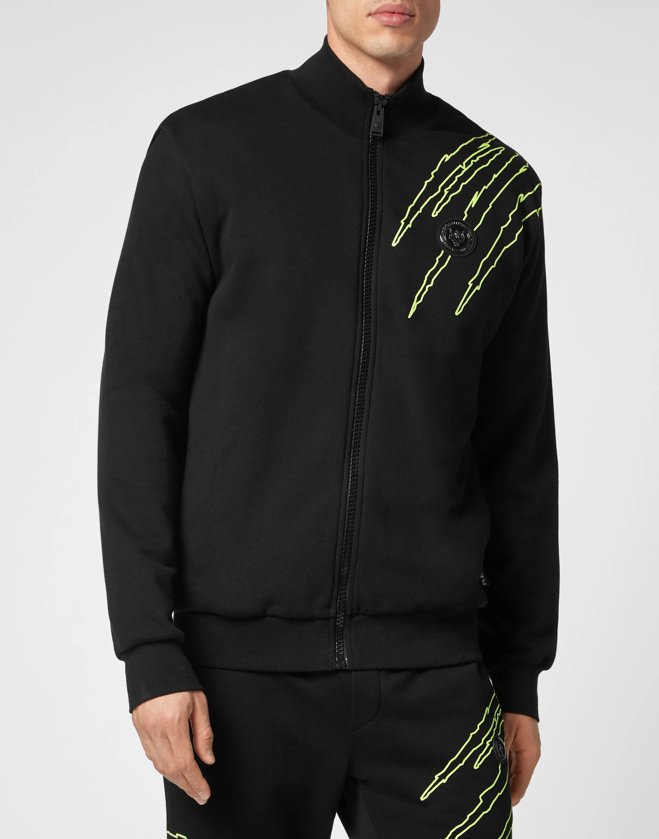 Jogging Jacket Scratch