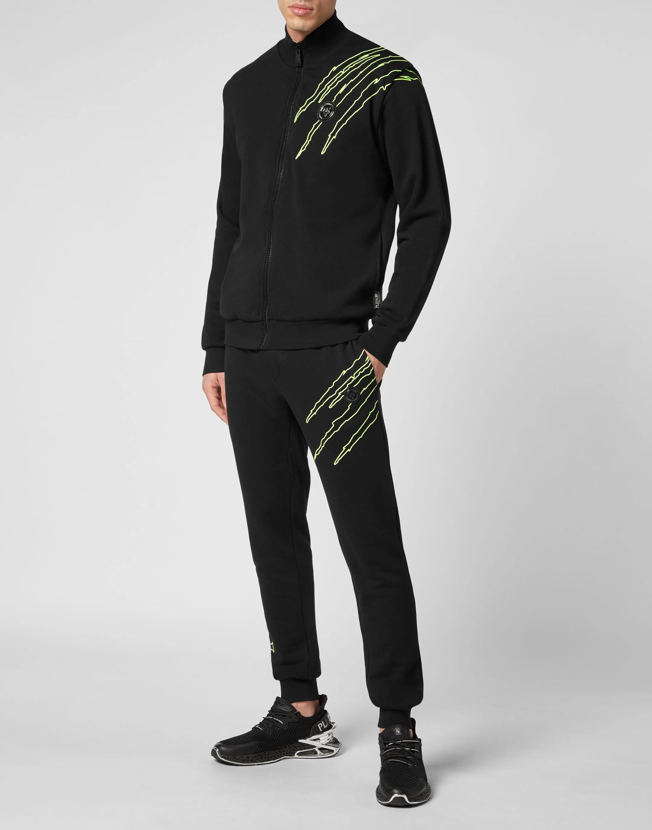 Jogging Jacket Scratch