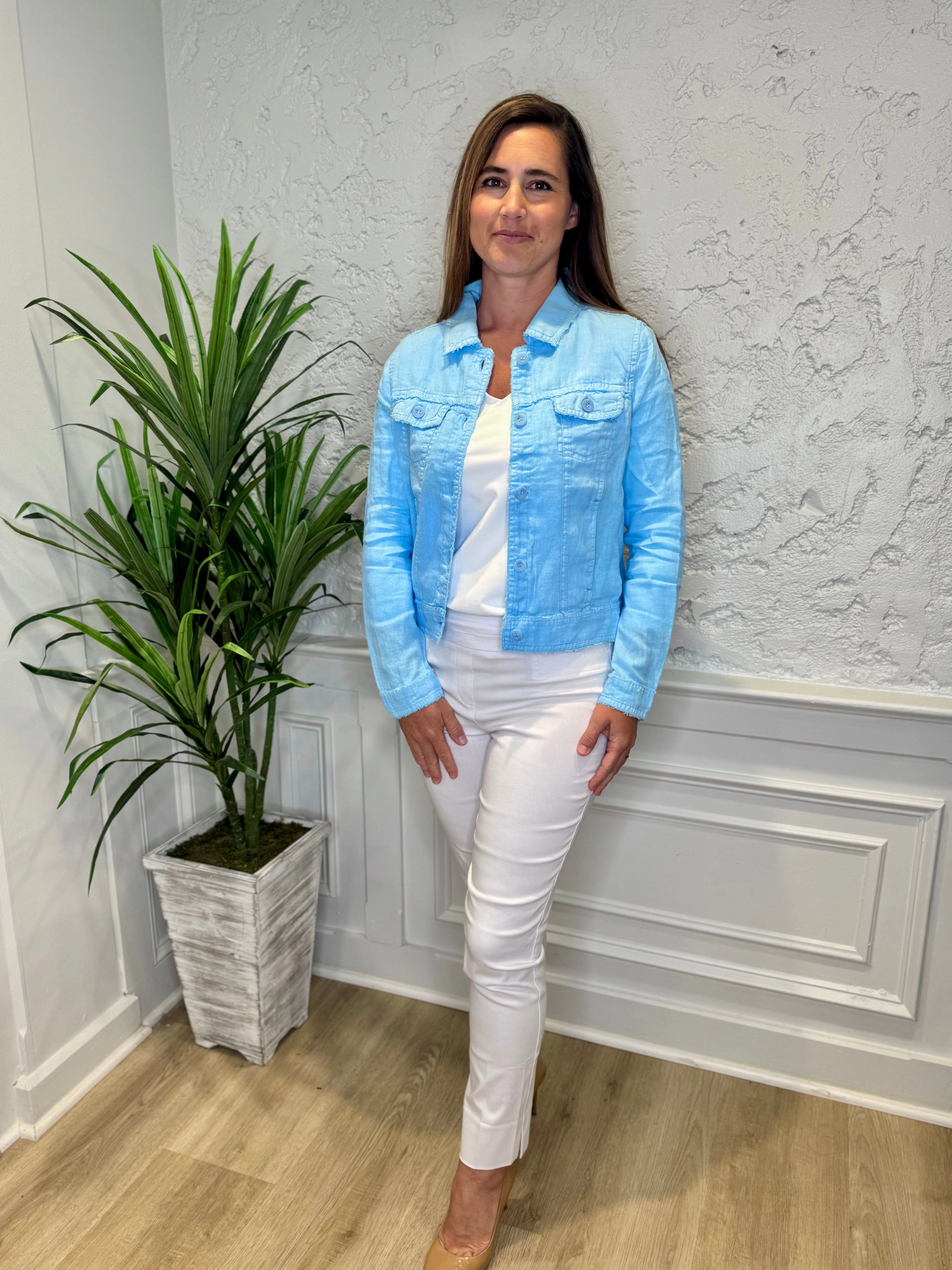 Lulu B Linen Travel Jacket - Clear Blue