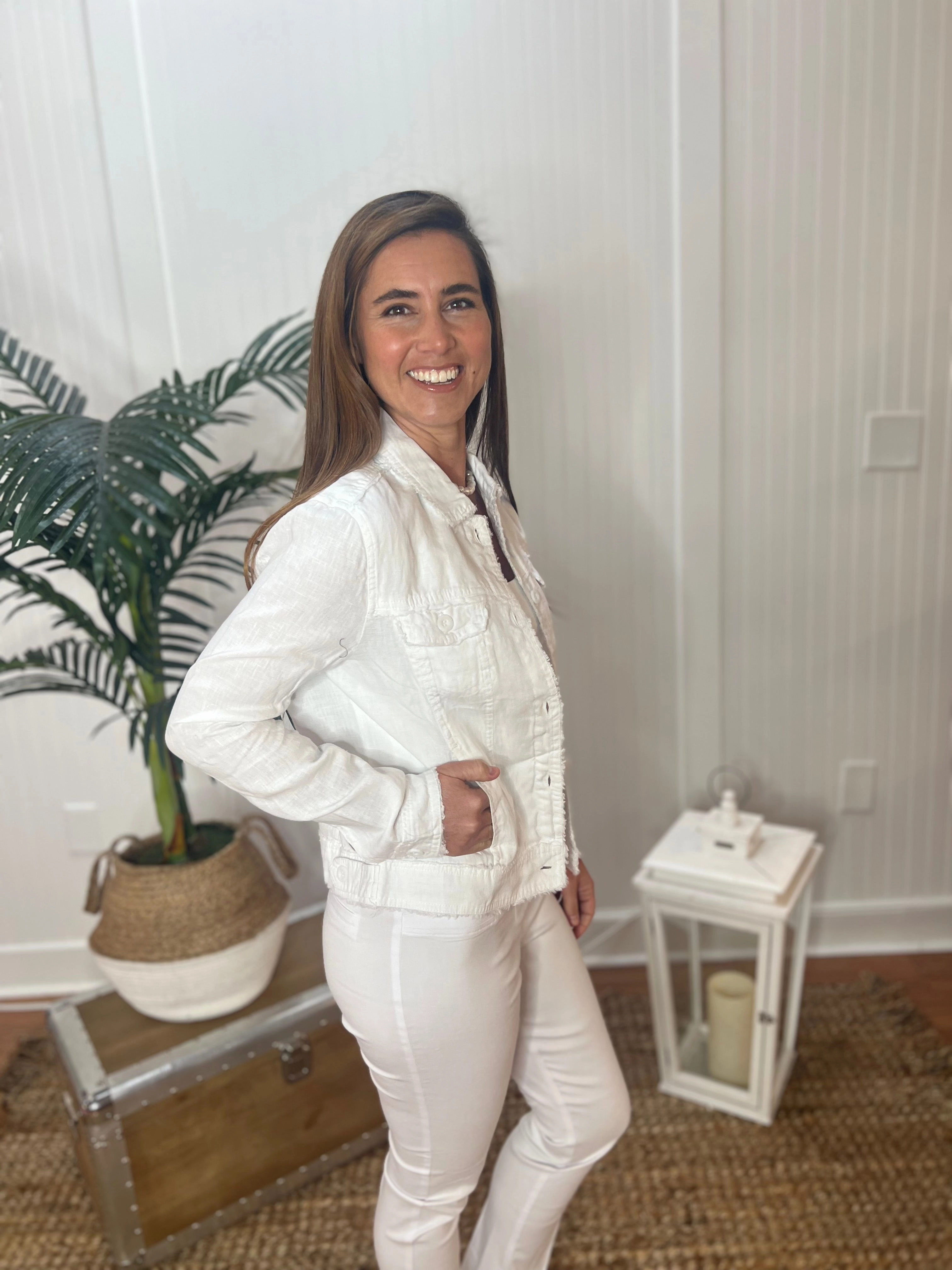 Lulu B Linen Travel Jacket - White