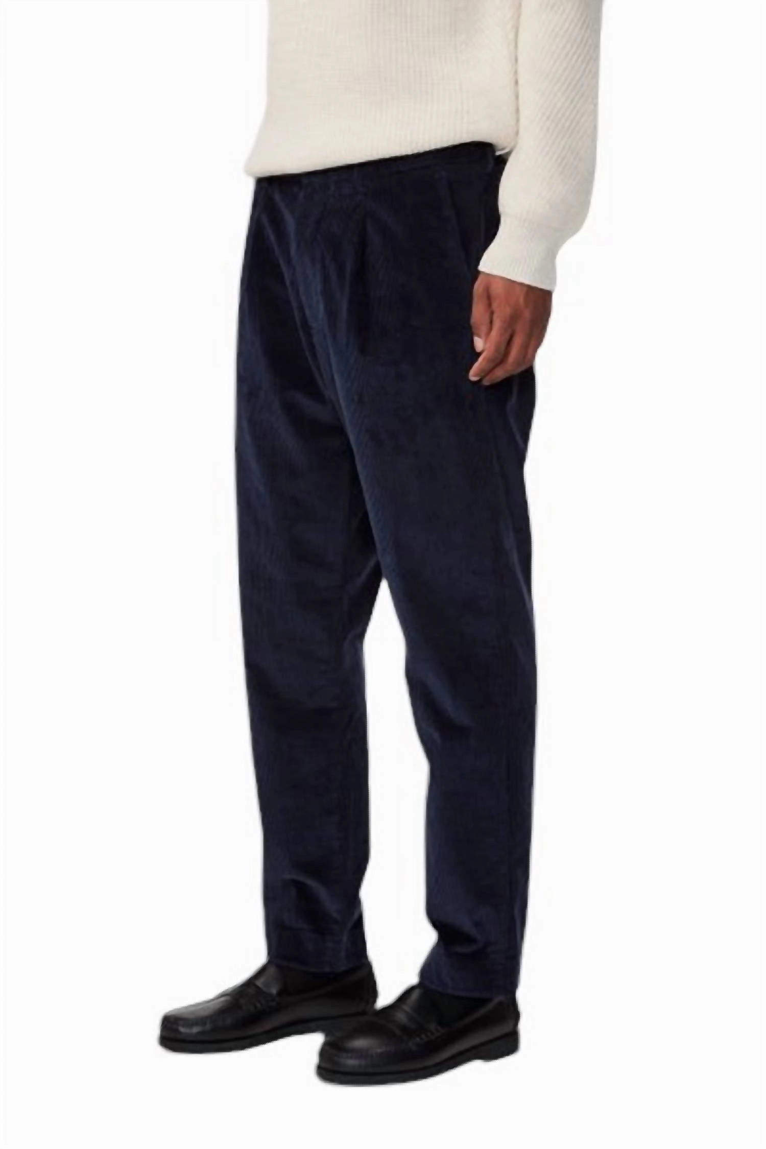 Men's Relaxed Corduroy Trouser In Navy Blue