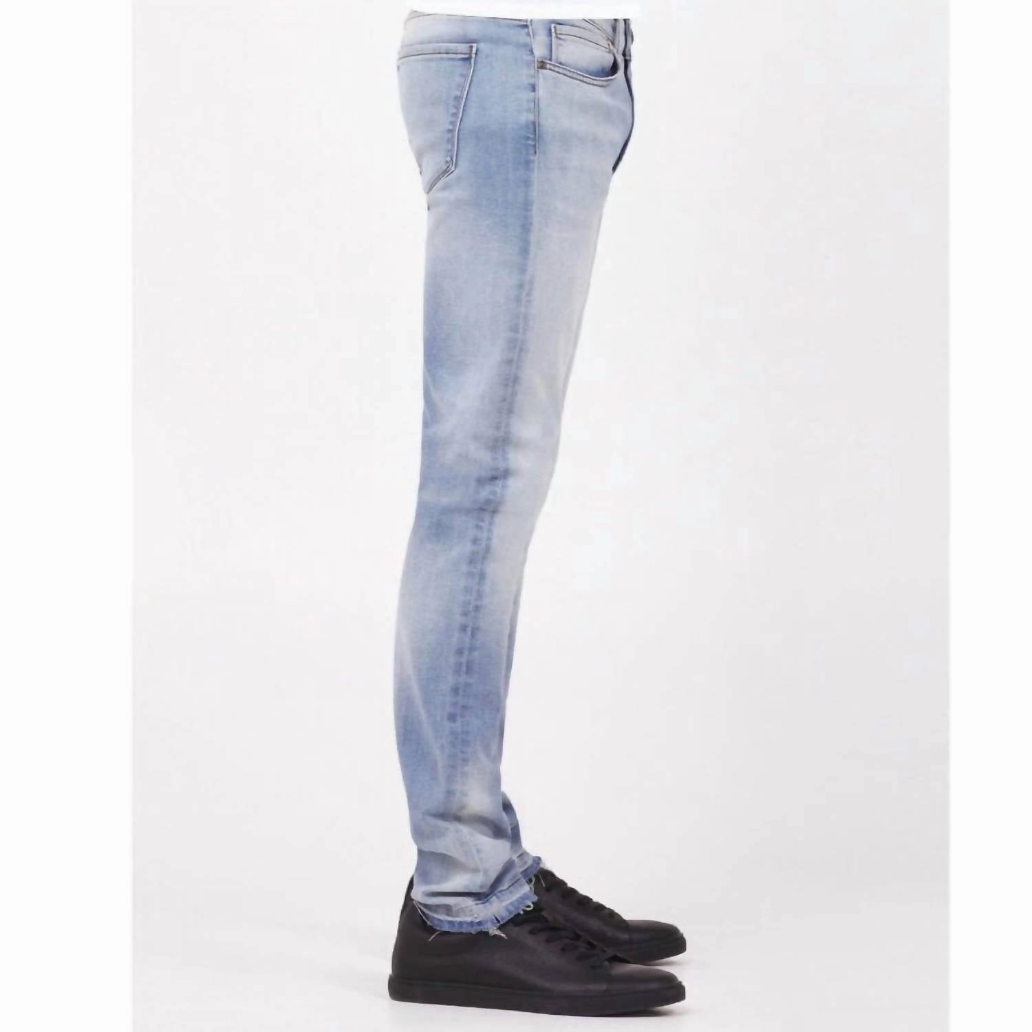 Mid Rise Greyson Jeans In Beverly Hill