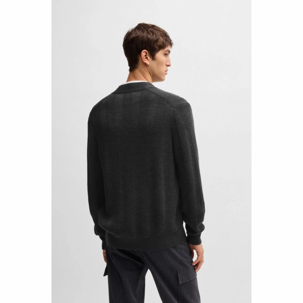 Mixed-structure V-neck sweater in wool