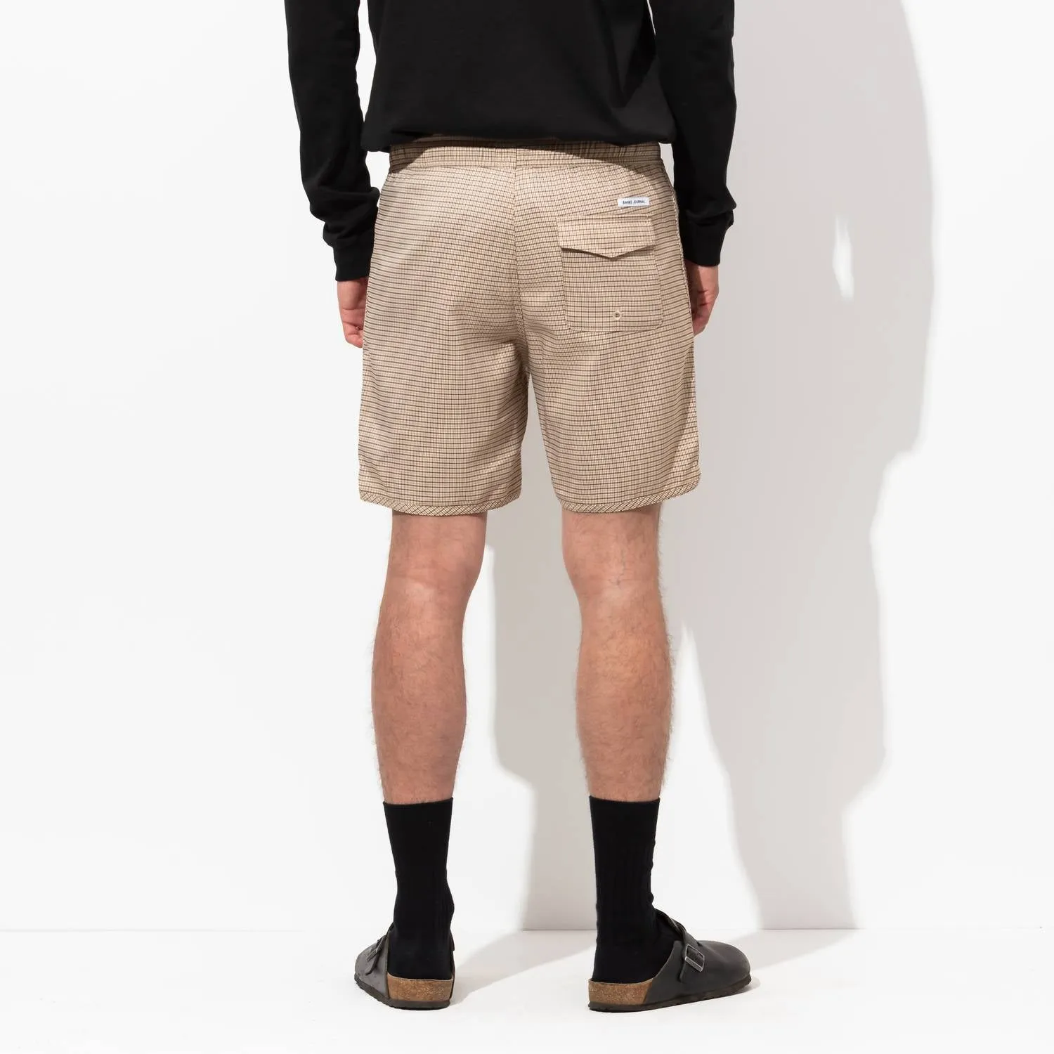 Pathway Plaid Walkshort In Taupe