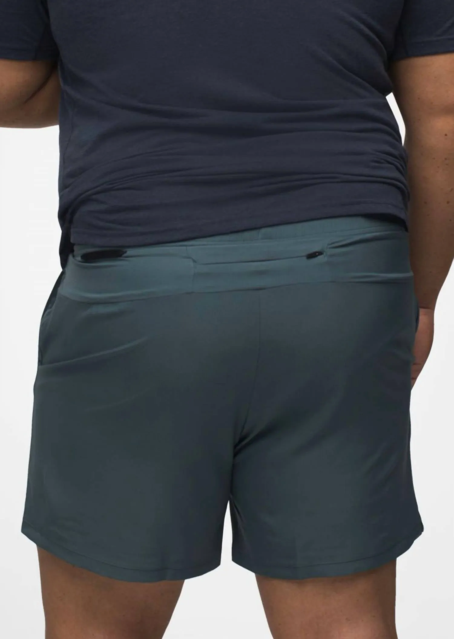 Peak To Pavement Lined Short In Grey Blue
