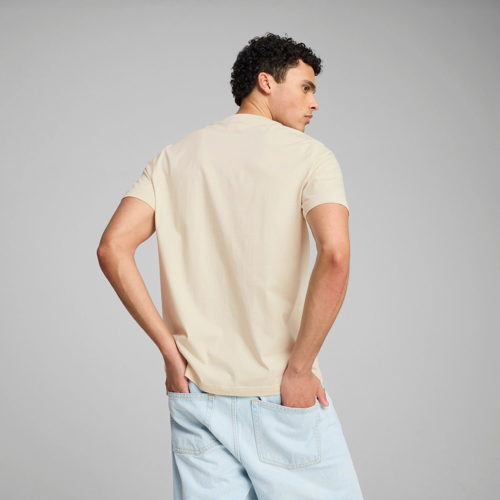 PUMA Men's GRAPHICS Terrace Play Tee