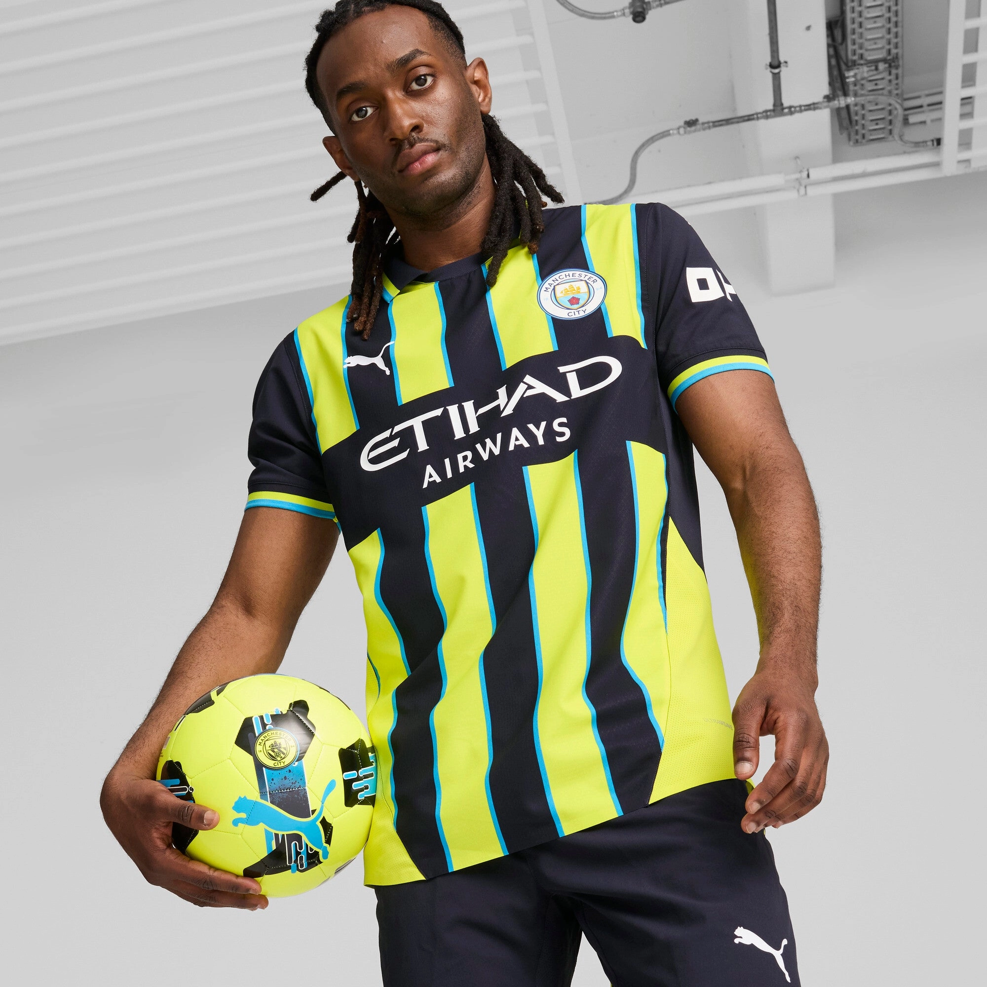 PUMA Men's Manchester City 24/25 Away Authentic Soccer Jersey