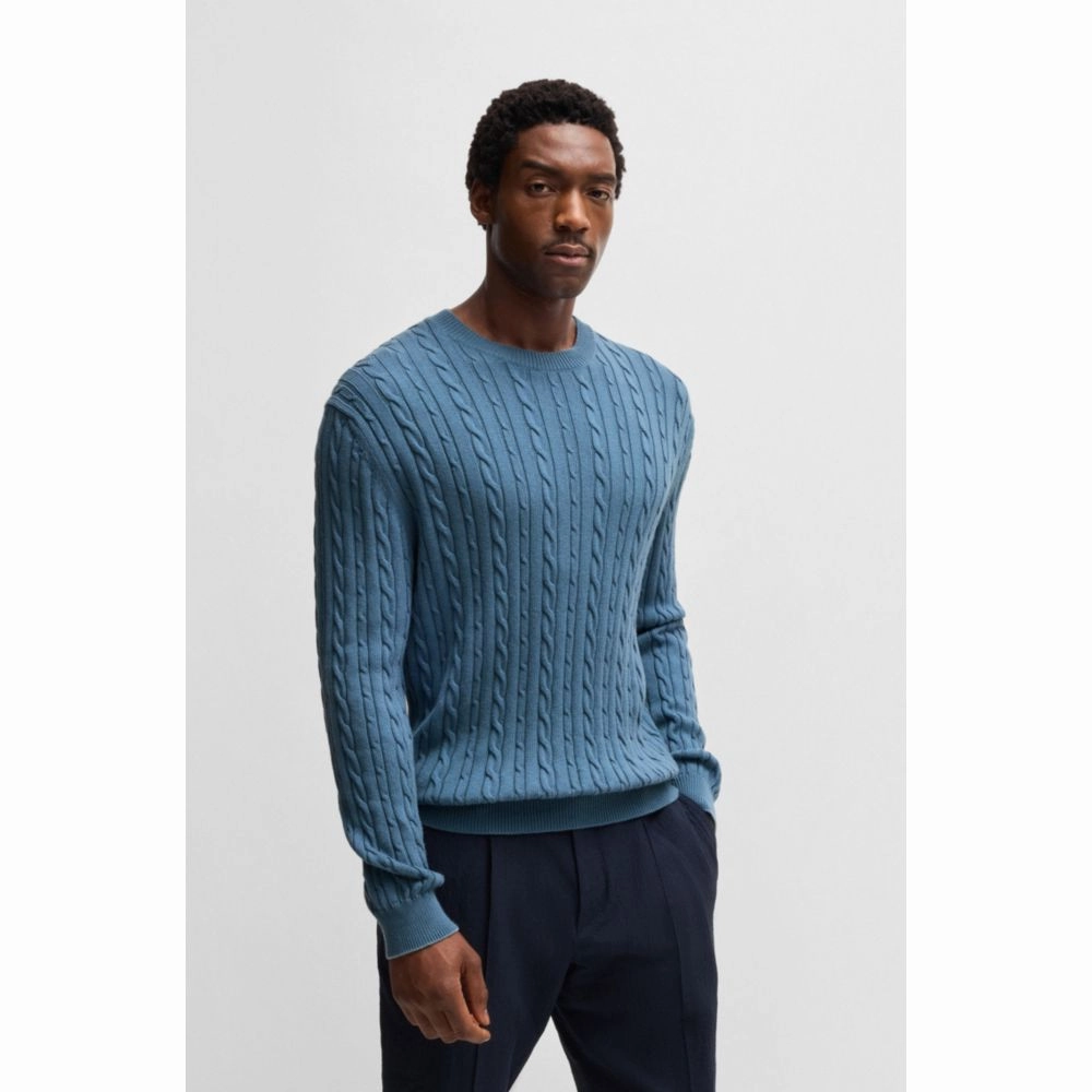 Relaxed-fit cable-knit sweater in cotton and cashmere