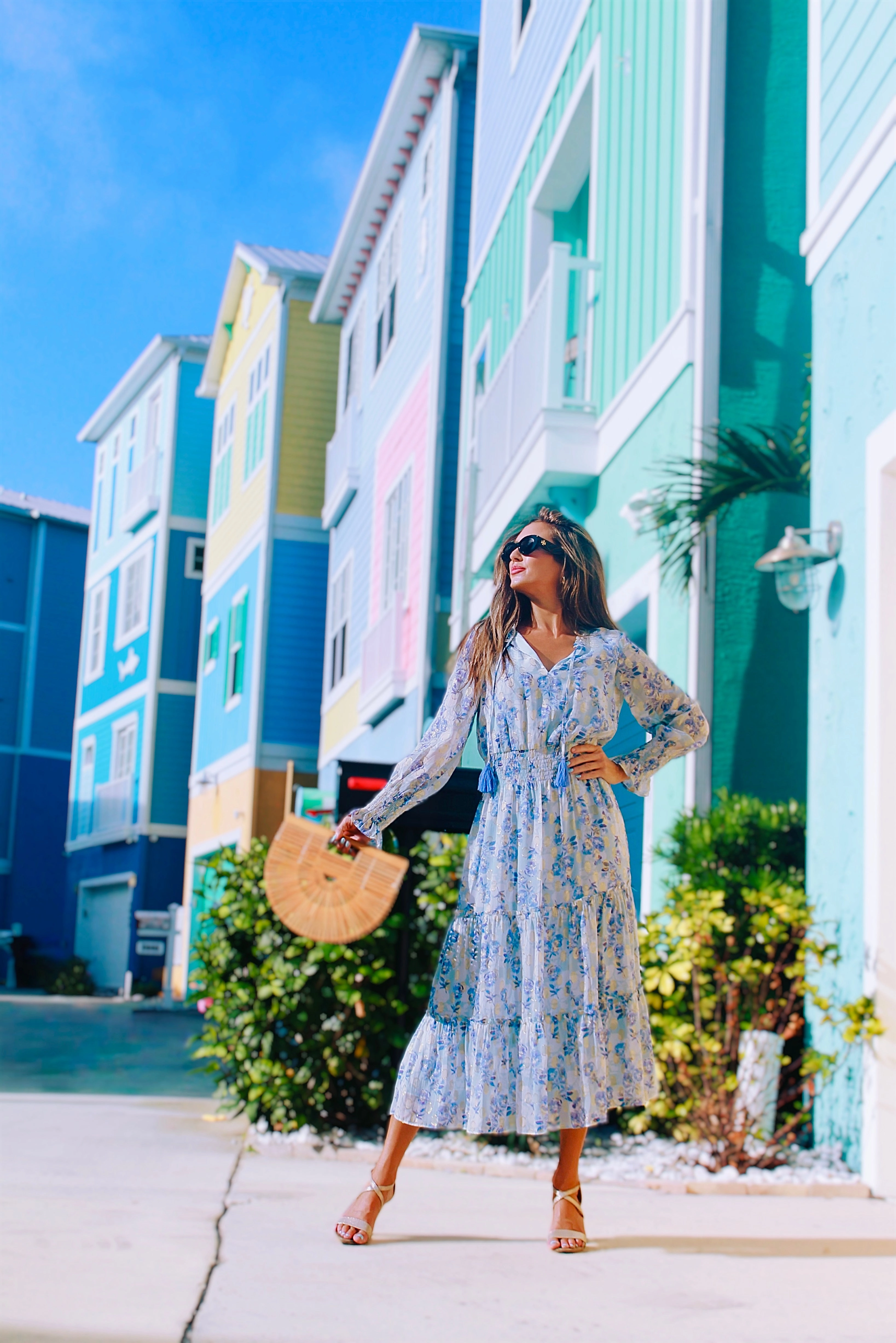 Sail to Sable x The Lucky Knot Katelyn Midi Dress - Falling Violets Print