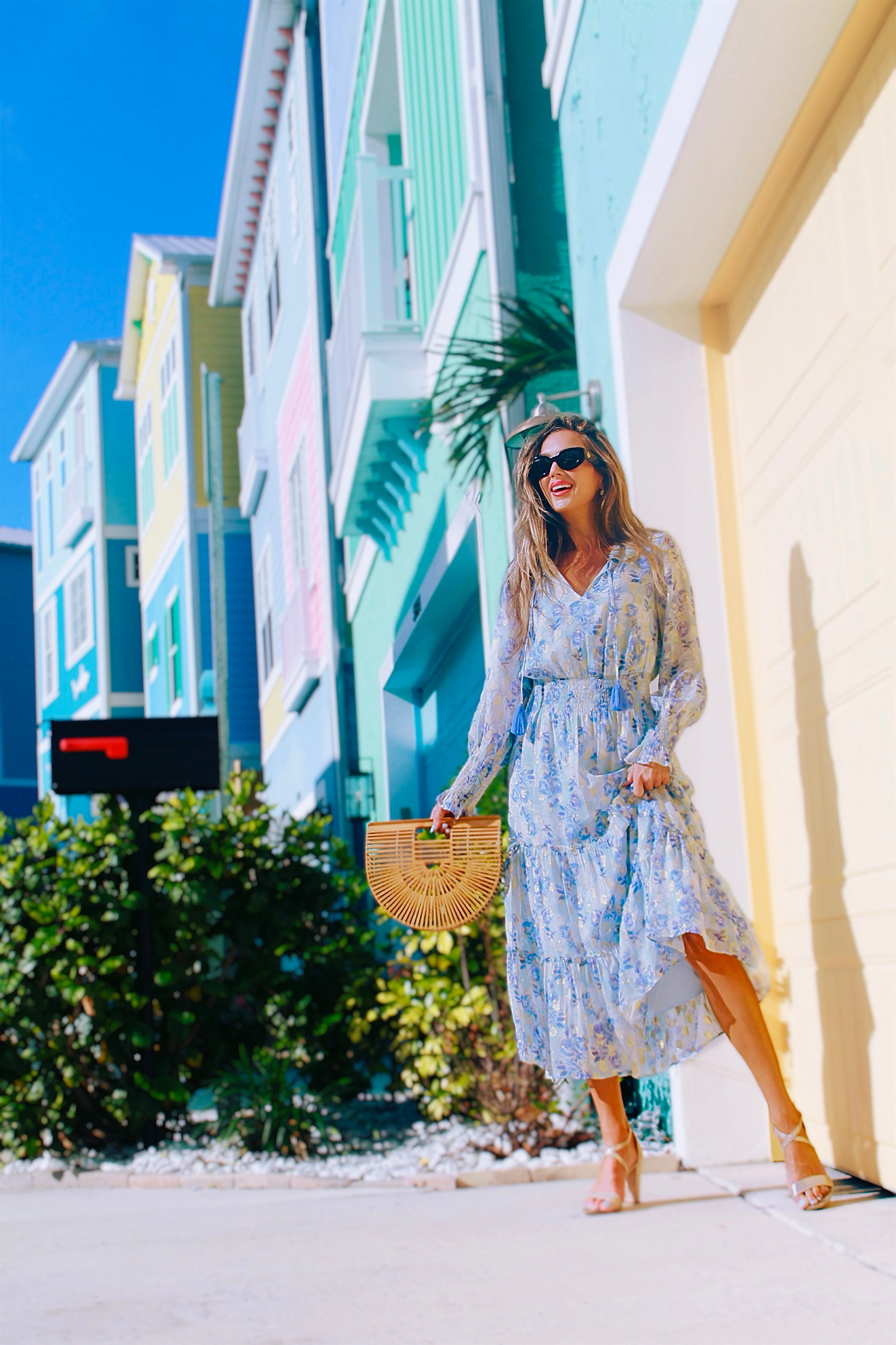 Sail to Sable x The Lucky Knot Katelyn Midi Dress - Falling Violets Print
