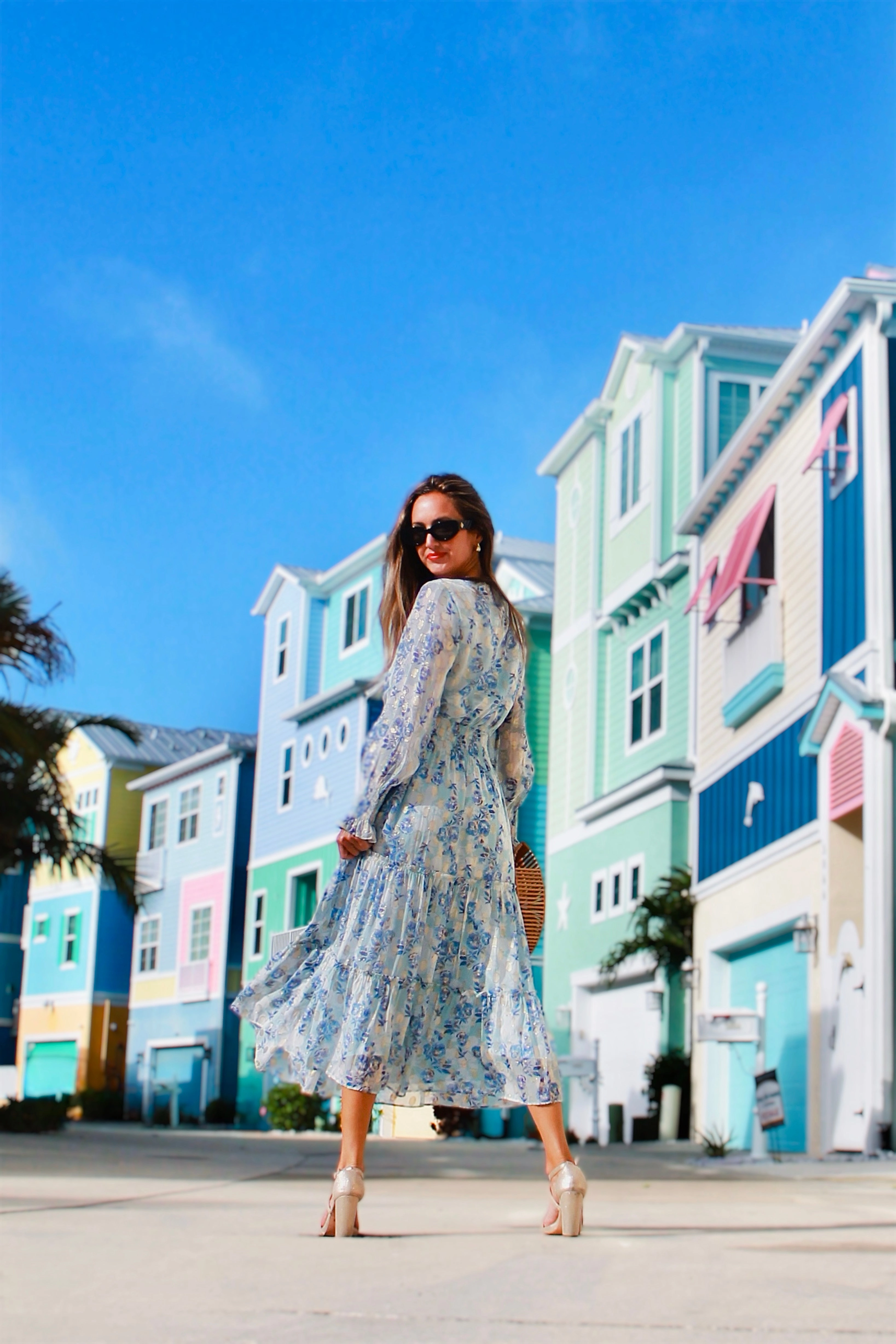 Sail to Sable x The Lucky Knot Katelyn Midi Dress - Falling Violets Print