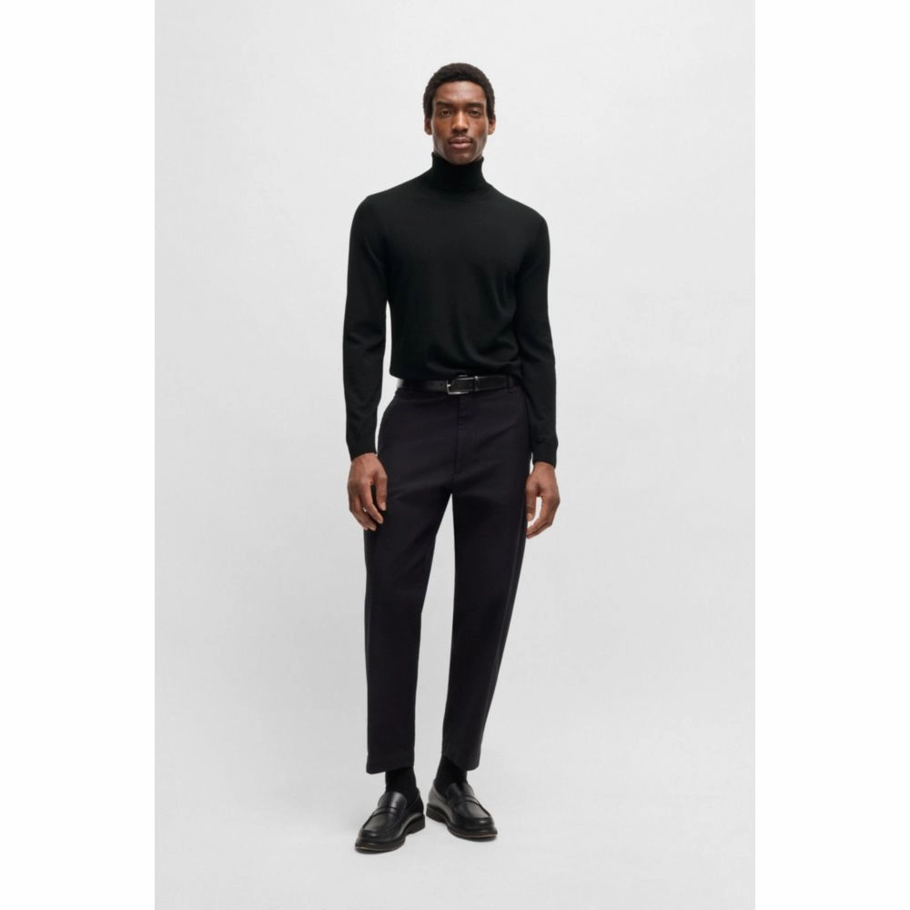Slim-fit rollneck sweater in merino wool