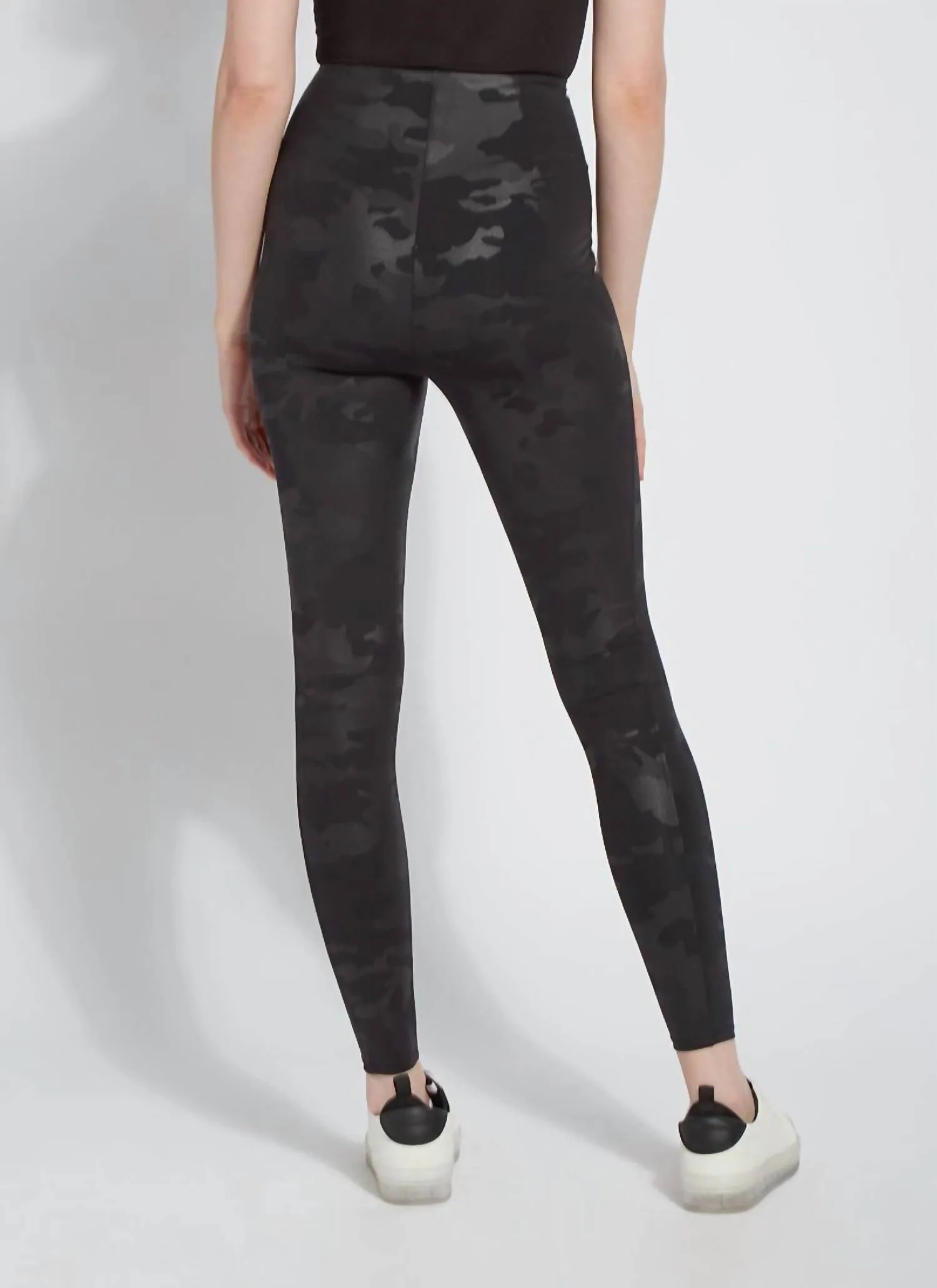 Women's Matilda Foil Legging In Black
